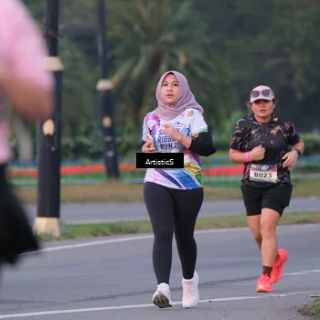 Runner Photo 6096032