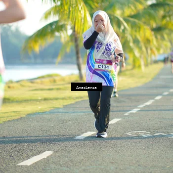 Runner Photo 6096042