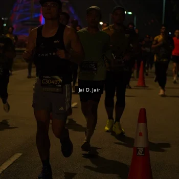 Runner Photo 6096045