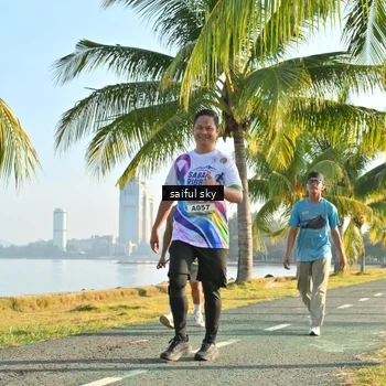 Runner Photo 6096077