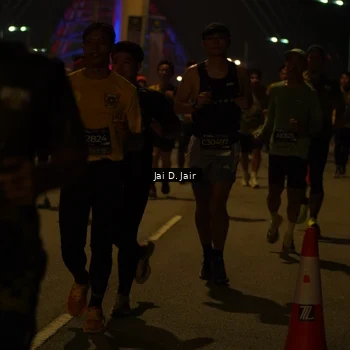 Runner Photo 6096099