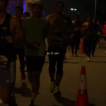 Runner Photo 6096102