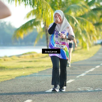 Runner Photo 6096110