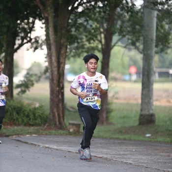 Runner Photo 6096614