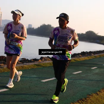 Runner Photo 6096693