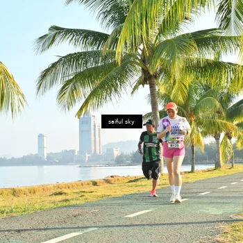 Runner Photo 6096700