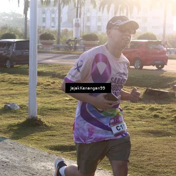 Runner Photo 6096842