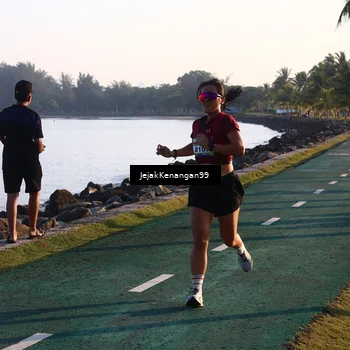 Runner Photo 6096926