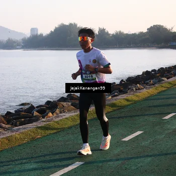 Runner Photo 6097086
