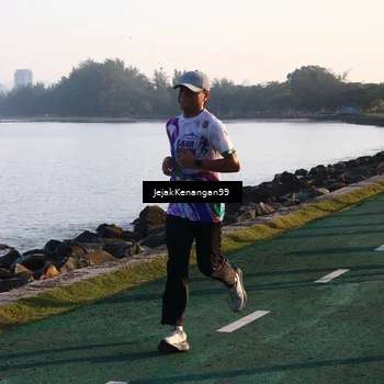 Runner Photo 6097159