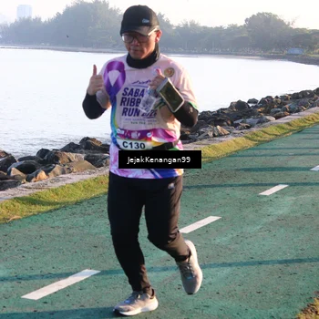 Runner Photo 6097216