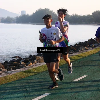 Runner Photo 6097228