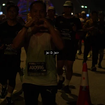 Runner Photo 6097378