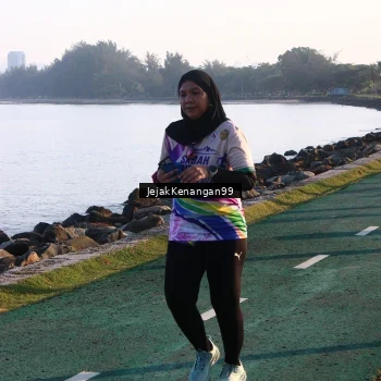 Runner Photo 6097384