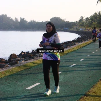 Runner Photo 6097389