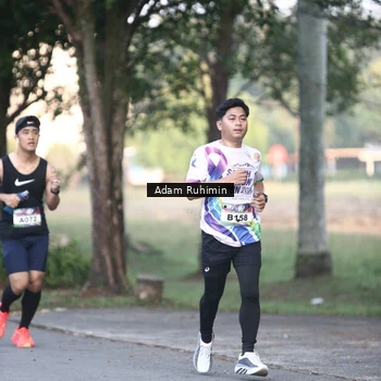 Runner Photo 6097478