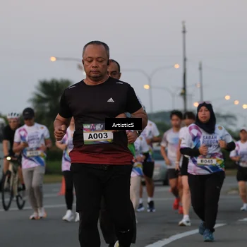 Runner Photo 6097549