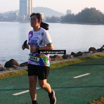 Runner Photo 6097855