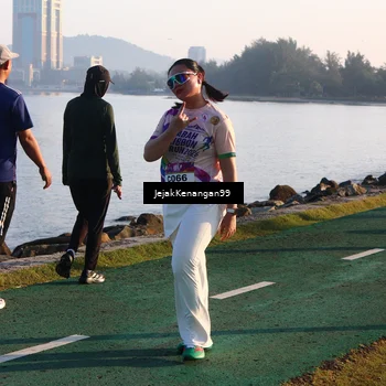 Runner Photo 6097872