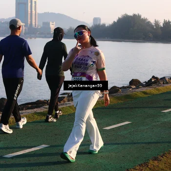 Runner Photo 6097919