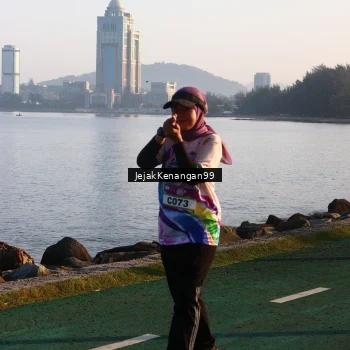 Runner Photo 6098044