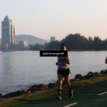 Runner Photo 6098194