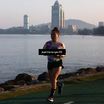 Runner Photo 6098209