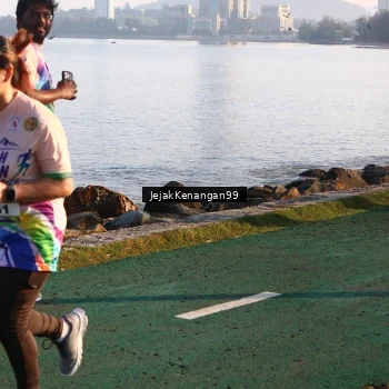 Runner Photo 6098348