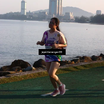 Runner Photo 6098359