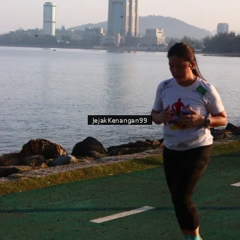 Runner Photo 6098385