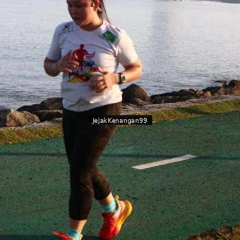 Runner Photo 6098429