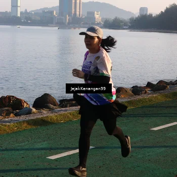 Runner Photo 6098458