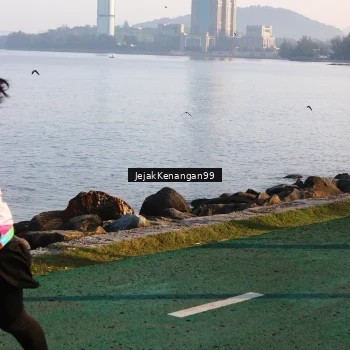 Runner Photo 6098473