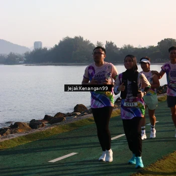 Runner Photo 6098565