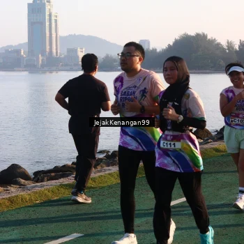 Runner Photo 6098611