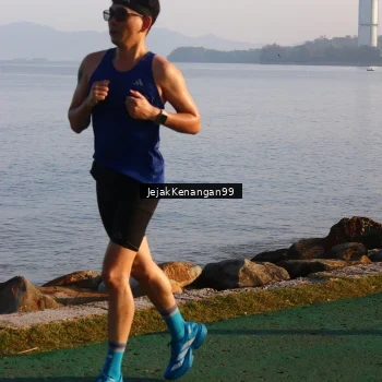 Runner Photo 6098709