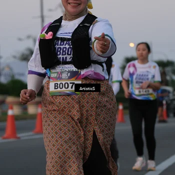 Runner Photo 6098723