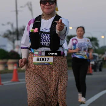 Runner Photo 6098862