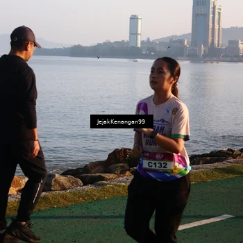 Runner Photo 6098874