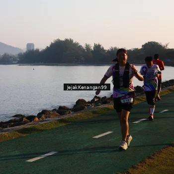 Runner Photo 6098999