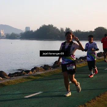 Runner Photo 6099017