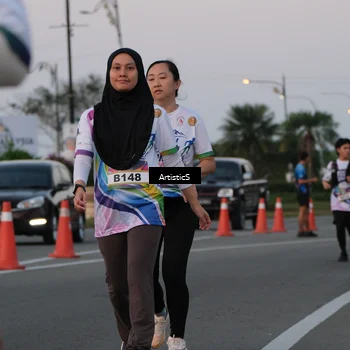 Runner Photo 6099043