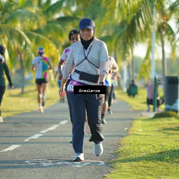 Runner Photo 6099063