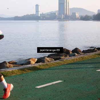 Runner Photo 6099071