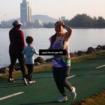 Runner Photo 6099091