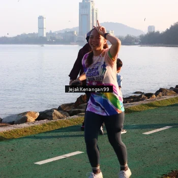 Runner Photo 6099102