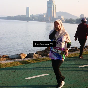 Runner Photo 6099137