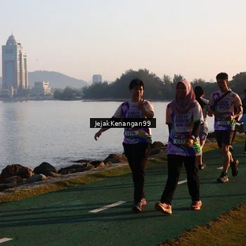 Runner Photo 6099189
