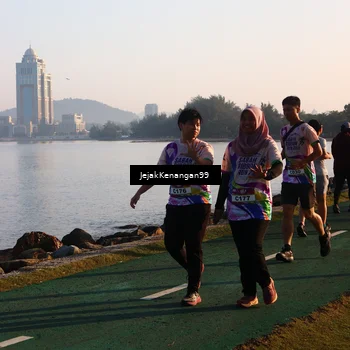 Runner Photo 6099205