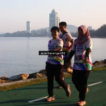 Runner Photo 6099218
